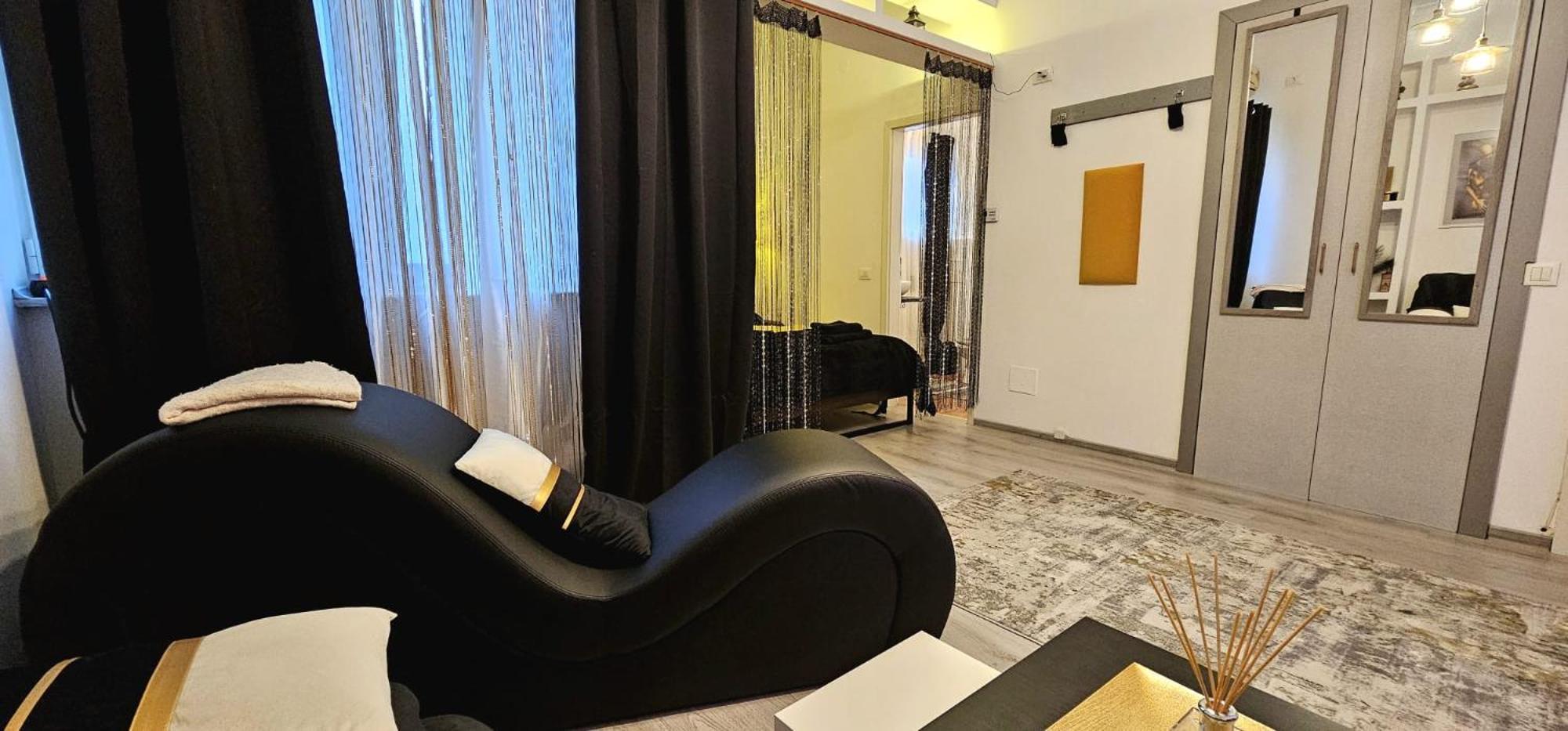 Tantra Studio 1 Conta Universitate Бухарест Экстерьер фото